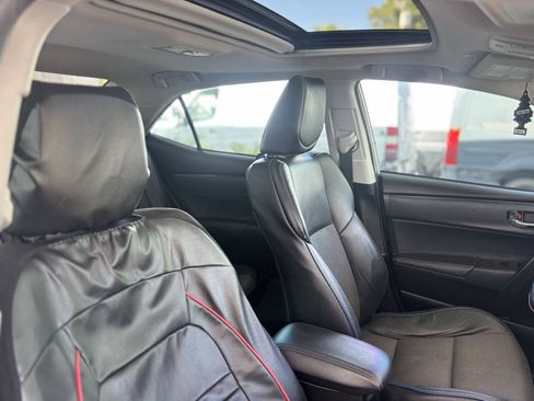 Used 2019 Toyota Corolla SE w/ SE Premium Package FWD image 24
