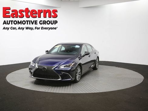Used 2019 Lexus ES 350 w/ Premium Package image 52