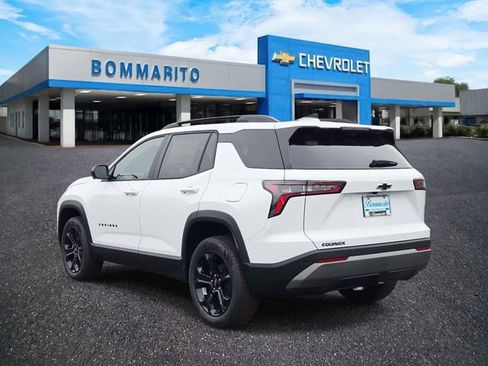 New 2026 Chevrolet Equinox LT FWD image 3