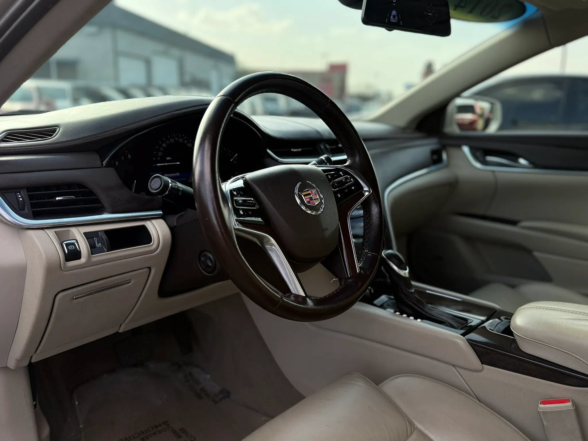 Used 2014 Cadillac XTS FWD image 13