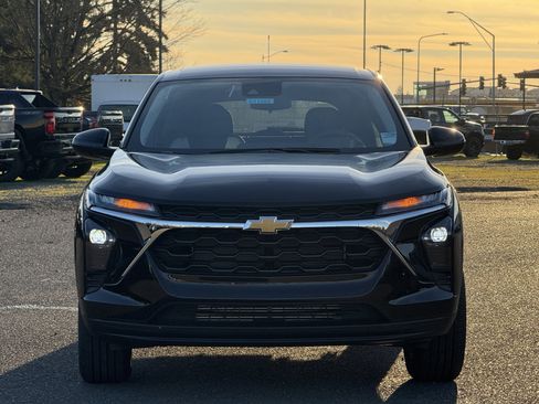 New 2026 Chevrolet Trax LS w/ LS Convenience Package image 8