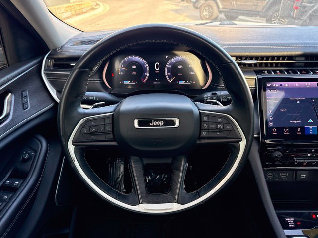 Used 2021 Jeep Grand Cherokee L Limited AWD/4WD image 20