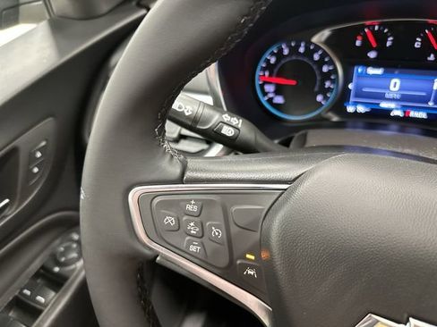 Used 2024 Chevrolet Equinox LT AWD/4WD image 39