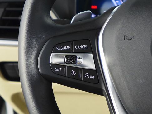 Certified 2023 BMW 330i Sedan RWD image 30