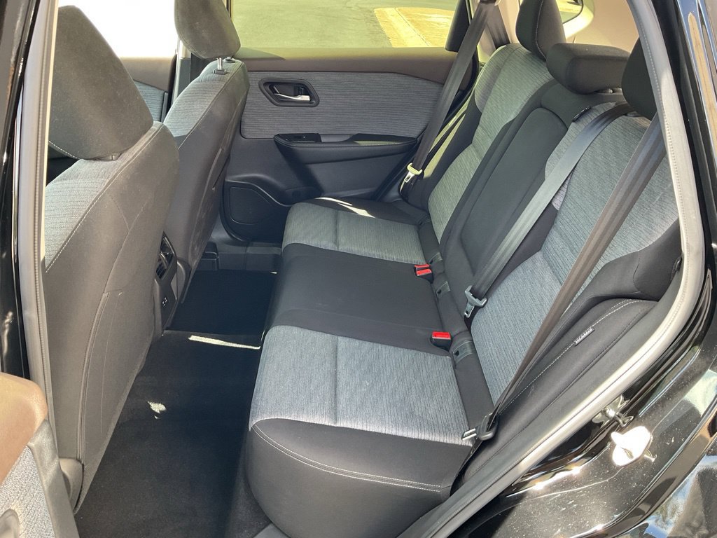 Used 2023 Nissan Rogue SV AWD/4WD image 20