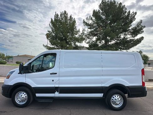 Used 2023 Ford Transit 250 Low Roof RWD image 1