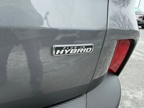 Used 2022 Ford Escape SEL w/ Technology Package image 11