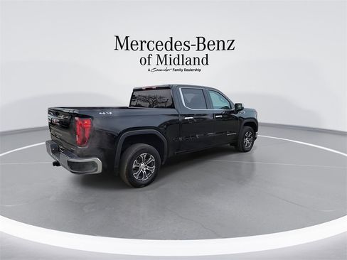 Used 2024 GMC Sierra 1500 SLT image 8