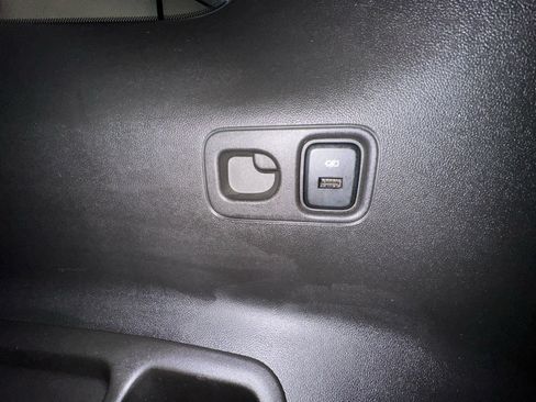 Certified 2023 GMC Acadia AT4 w/ Preferred Package AWD/4WD image 20