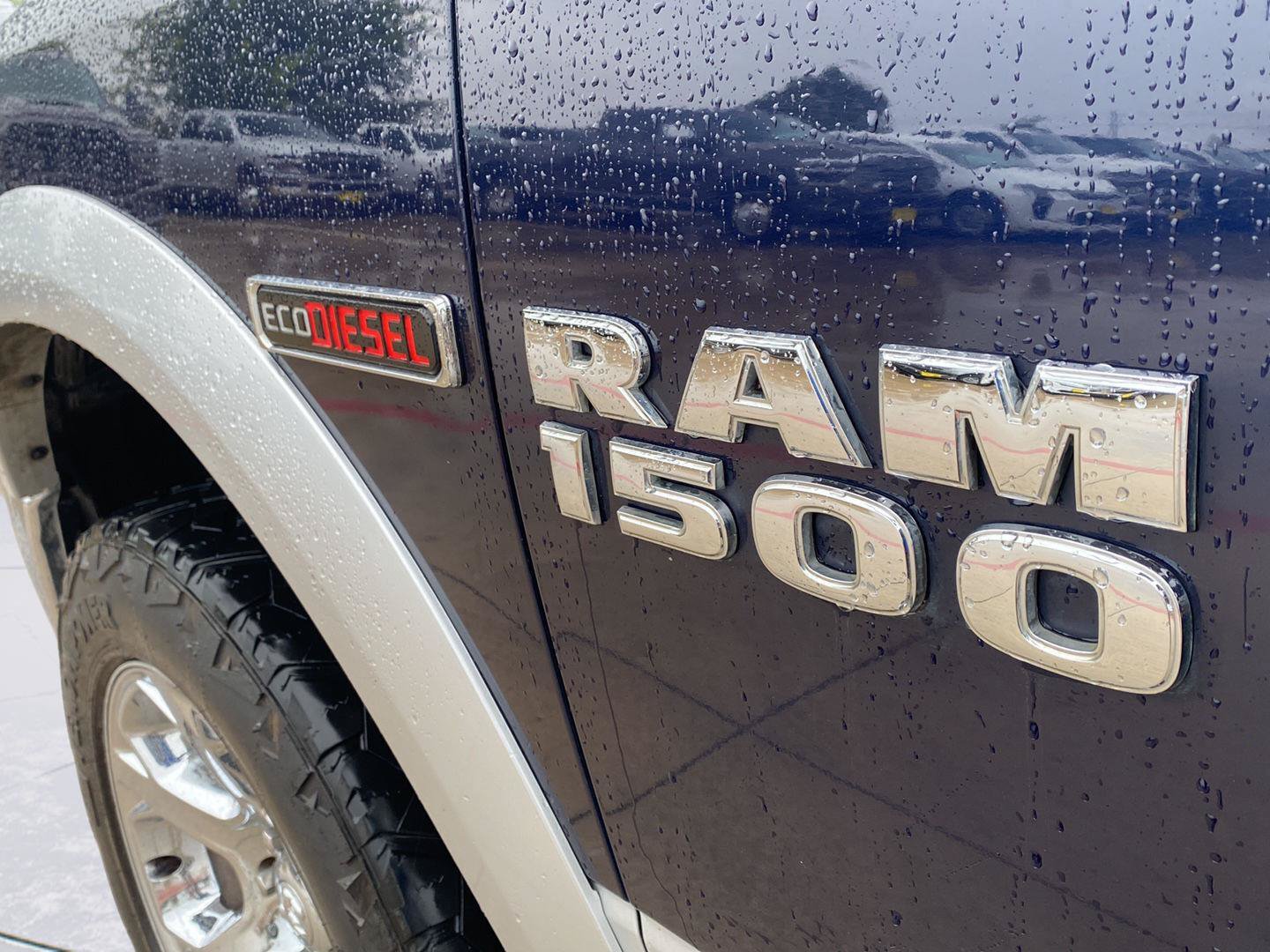 Used 2016 RAM 1500 Laramie w/ Convenience Group AWD/4WD image 11