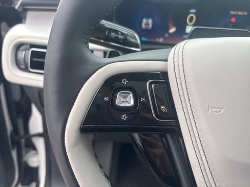 New 2026 Lincoln Aviator Reserve AWD/4WD image 21