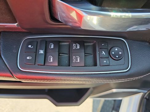 Used 2022 RAM 2500 Laramie w/ Snow Chief Group AWD/4WD image 27