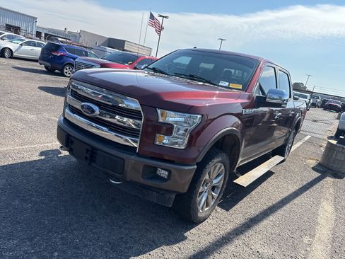 Used 2017 Ford F150 Lariat image 3