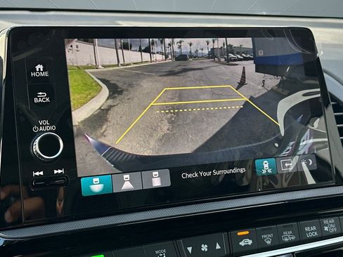 New 2026 Honda Odyssey Touring image 25