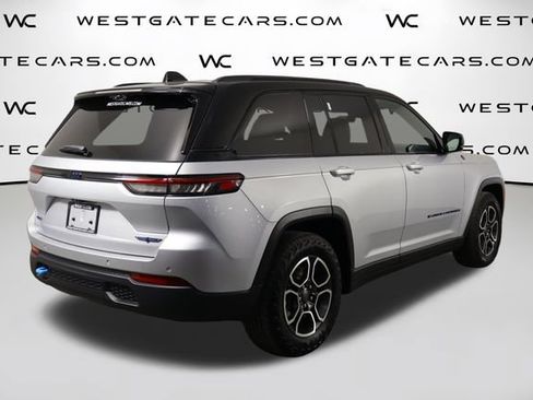 Used 2022 Jeep Grand Cherokee Trailhawk w/ Advanced Protech Group II AWD/4WD image 42