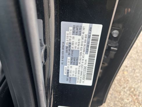 Used 2025 MAZDA CX-90 3.3 Turbo w/ Preferred Package image 28