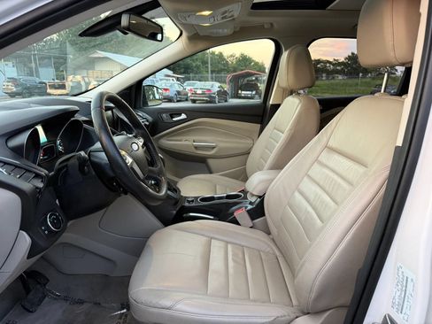 Used 2016 Ford Escape Titanium AWD/4WD image 2