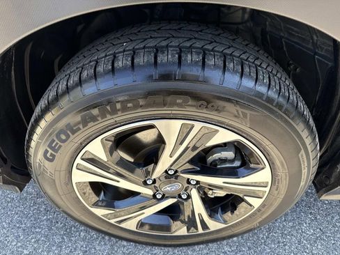Certified 2025 Subaru Crosstrek 2.0i Premium image 10