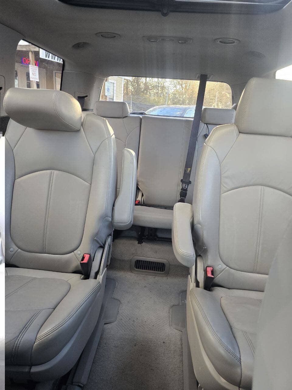 Used 2012 GMC Acadia SLT AWD/4WD image 26