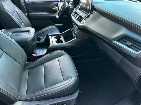 Used 2022 Chevrolet Tahoe High Country AWD/4WD image 14