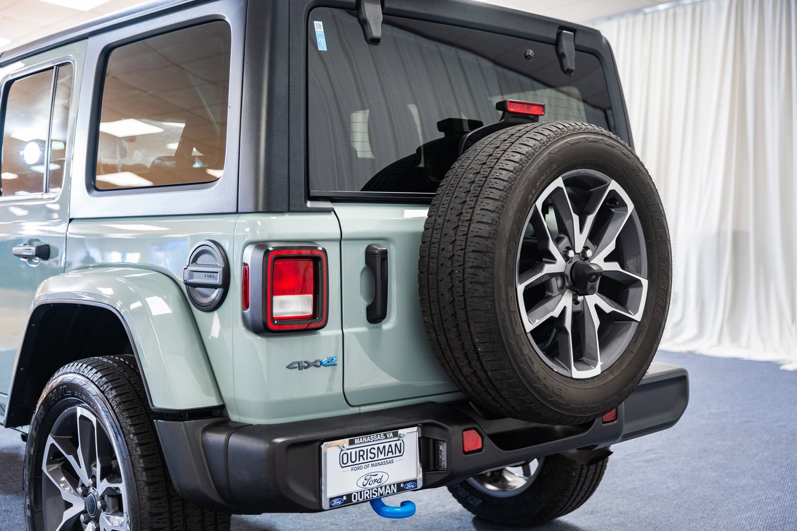 Used 2024 Jeep Wrangler Unlimited AWD/4WD image 6