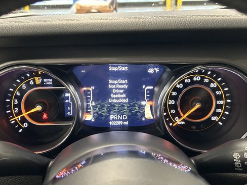 Used 2018 Jeep Wrangler Unlimited Sahara AWD/4WD image 25