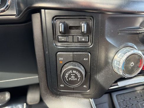 Certified 2023 Ford F150 Platinum w/ Equipment Group 701A High image 32