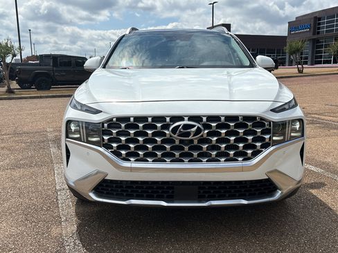Used 2021 Hyundai Santa Fe Limited FWD image 2