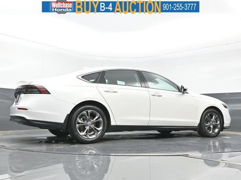 Used 2023 Honda Accord EX image 24