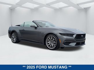 New 2025 Ford Mustang Premium video 2