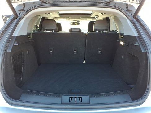 Used 2022 Lincoln Corsair AWD w/ Premium Package image 8