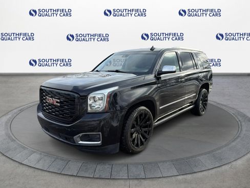 Used 2019 GMC Yukon Denali w/ Denali Ultimate Black Edition AWD/4WD image 2