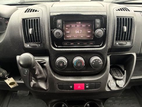 Used 2021 RAM ProMaster 2500 image 23