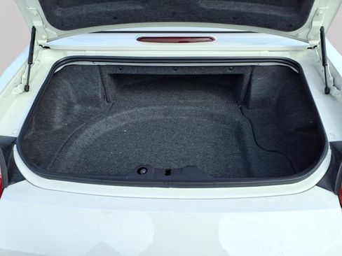 Used 2003 Ford Thunderbird RWD image 27