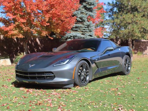 Used 2014 Chevrolet Corvette Stingray Coupe w/ 3LT Preferred Equipment Group image 2