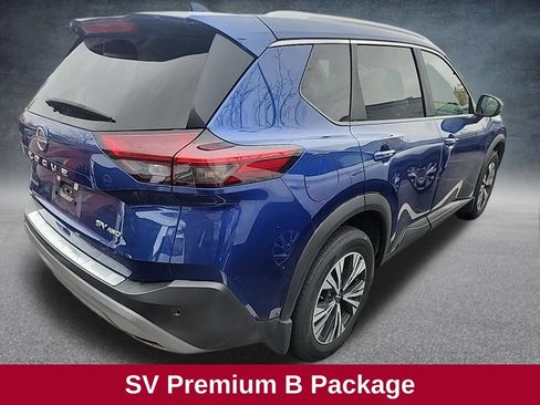 Used 2023 Nissan Rogue SV w/ SV Premium Package image 9