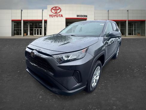 Certified 2022 Toyota RAV4 LE AWD/4WD image 1