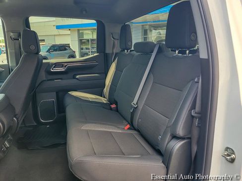 Certified 2025 Chevrolet Silverado 1500 LT AWD/4WD image 11
