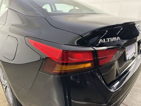 Certified 2024 Nissan Altima 2.5 SV image 31