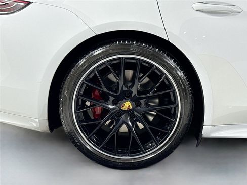 Used 2020 Porsche Panamera GTS image 37