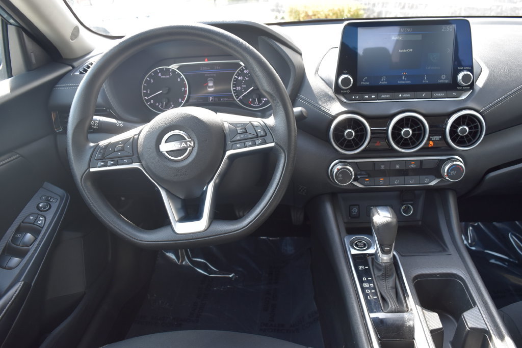 Used 2024 Nissan Sentra SV FWD image 11