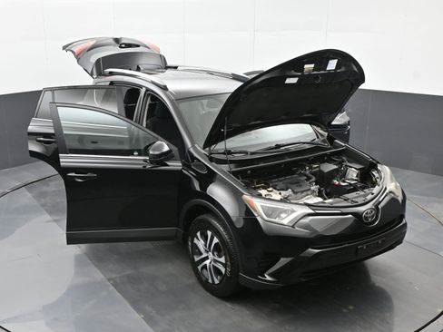 Used 2017 Toyota RAV4 LE image 45