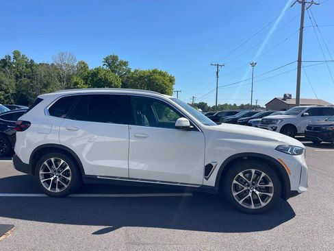 Used 2025 BMW X5 xDrive50e AWD/4WD image 6