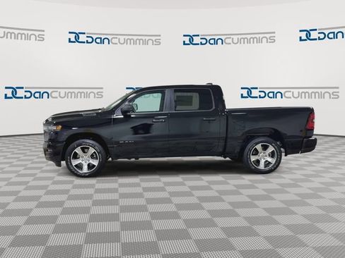 New 2026 RAM 1500 Express AWD/4WD image 5