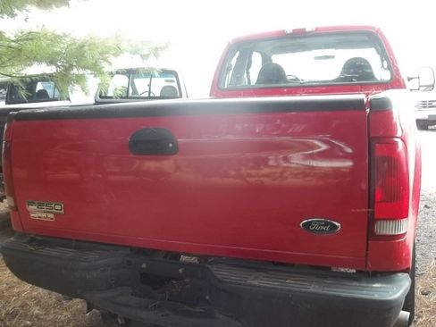 Used 2006 Ford F250 4x4 SuperCab Super Duty image 6