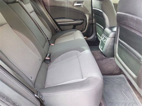 Used 2016 Dodge Charger SE image 24