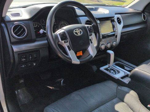 Used 2020 Toyota Tundra SR5 w/ SR5 Upgrade Package image 16