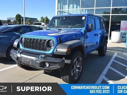Used 2024 Jeep Wrangler Unlimited w/ LED Headlamp & Fog Lamp Group