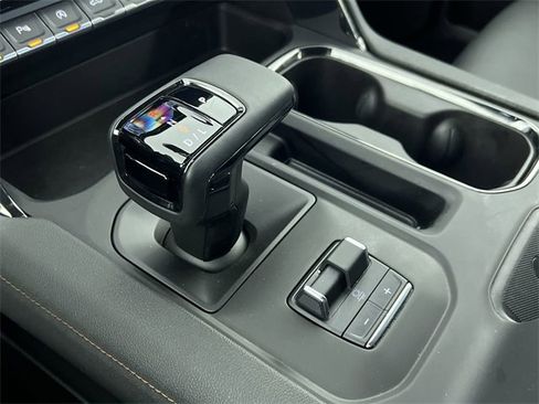 Used 2025 GMC Sierra 1500 AT4 w/ AT4 Premium Package image 16