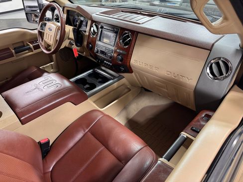 Used 2012 Ford F250 King Ranch w/ King Ranch w/Chrome Pkg image 21